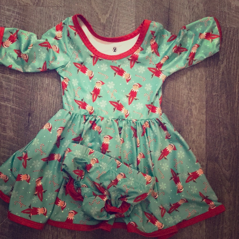 Elf on the self dress